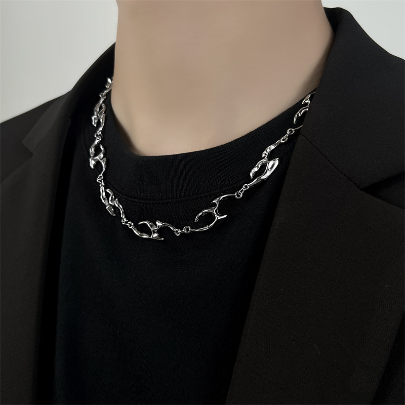 Irregular Shaped Metal Necklac - đánh giá và giá Street Fashion Trends 2025