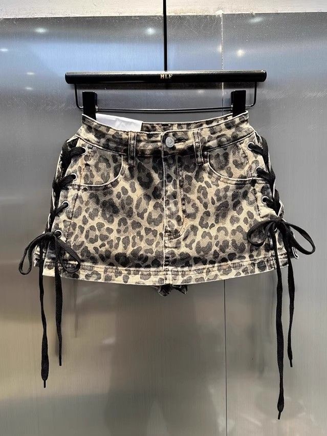 Strap-on Spice Girl Hip Skirt  - đánh giá và giá Street Fashion Online